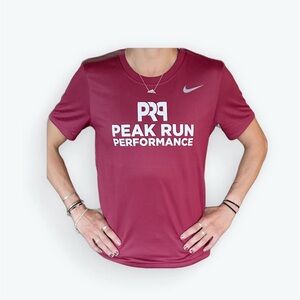 Nike Women’s performance Tee